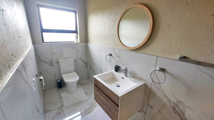4 Bedroom Property for Sale in Halfway House Gauteng