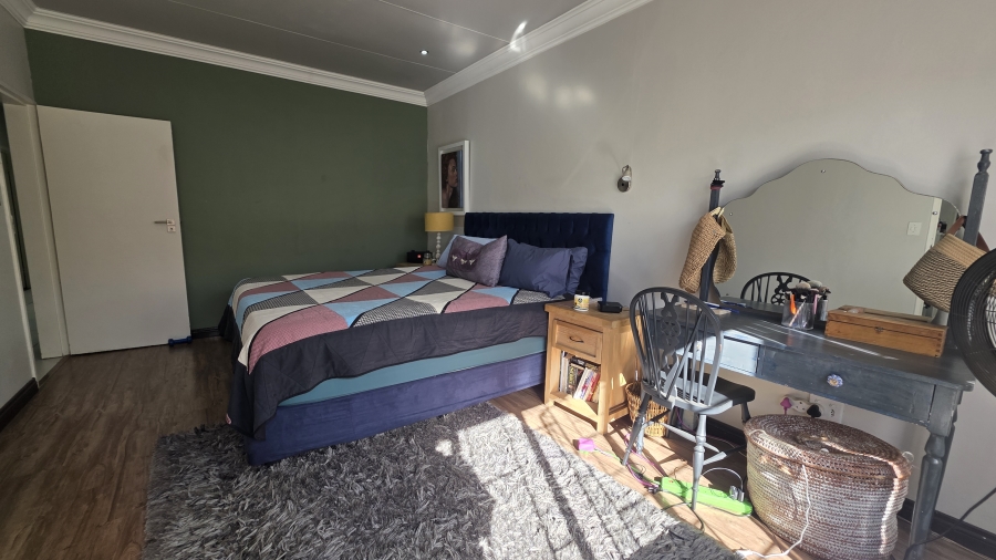 5 Bedroom Property for Sale in Lynnwood Glen Gauteng