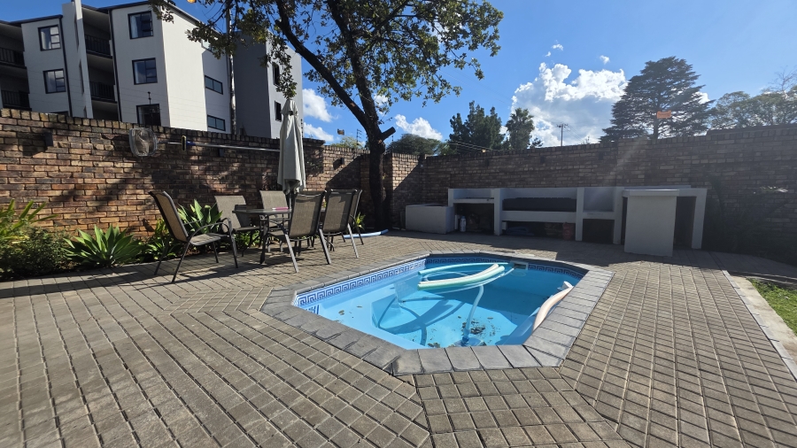 5 Bedroom Property for Sale in Lynnwood Glen Gauteng