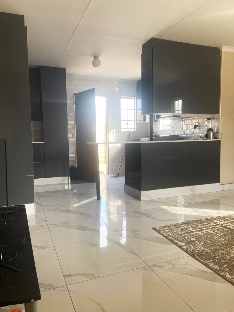 3 Bedroom Property for Sale in Sky City Gauteng
