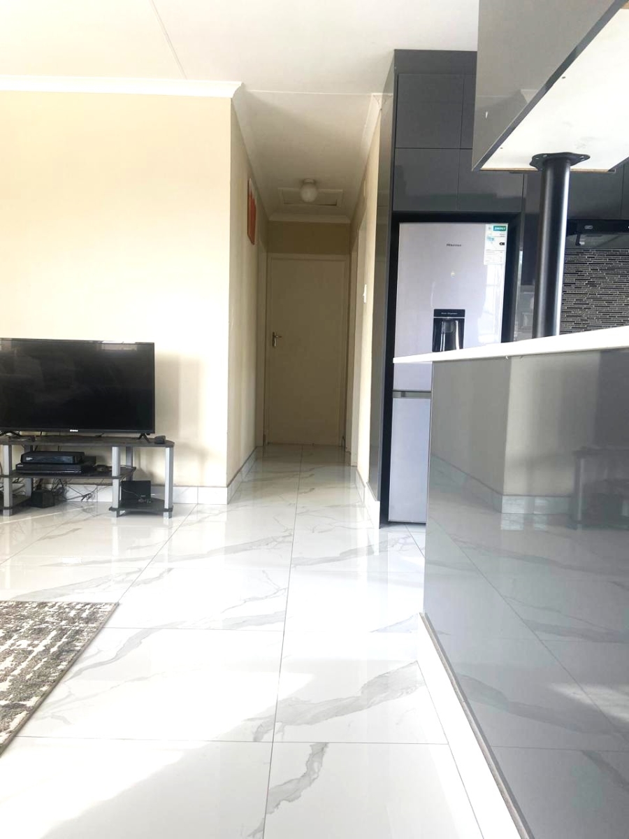 3 Bedroom Property for Sale in Sky City Gauteng