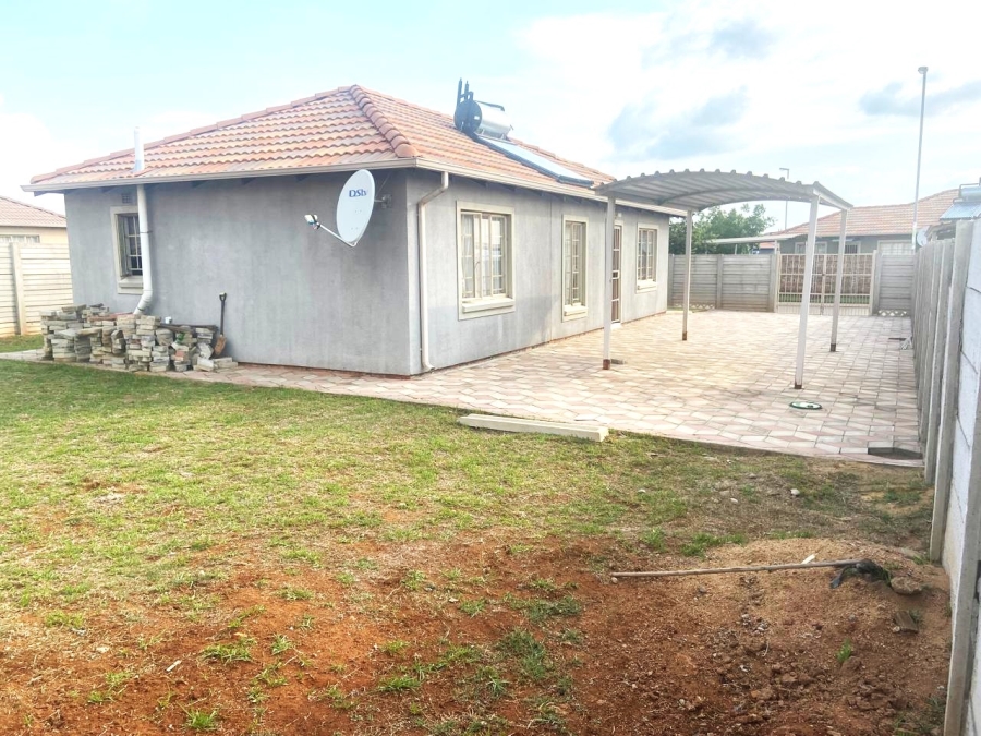 3 Bedroom Property for Sale in Sky City Gauteng