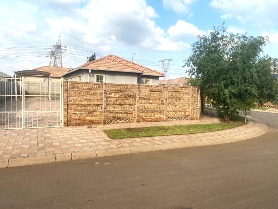 3 Bedroom Property for Sale in Sky City Gauteng