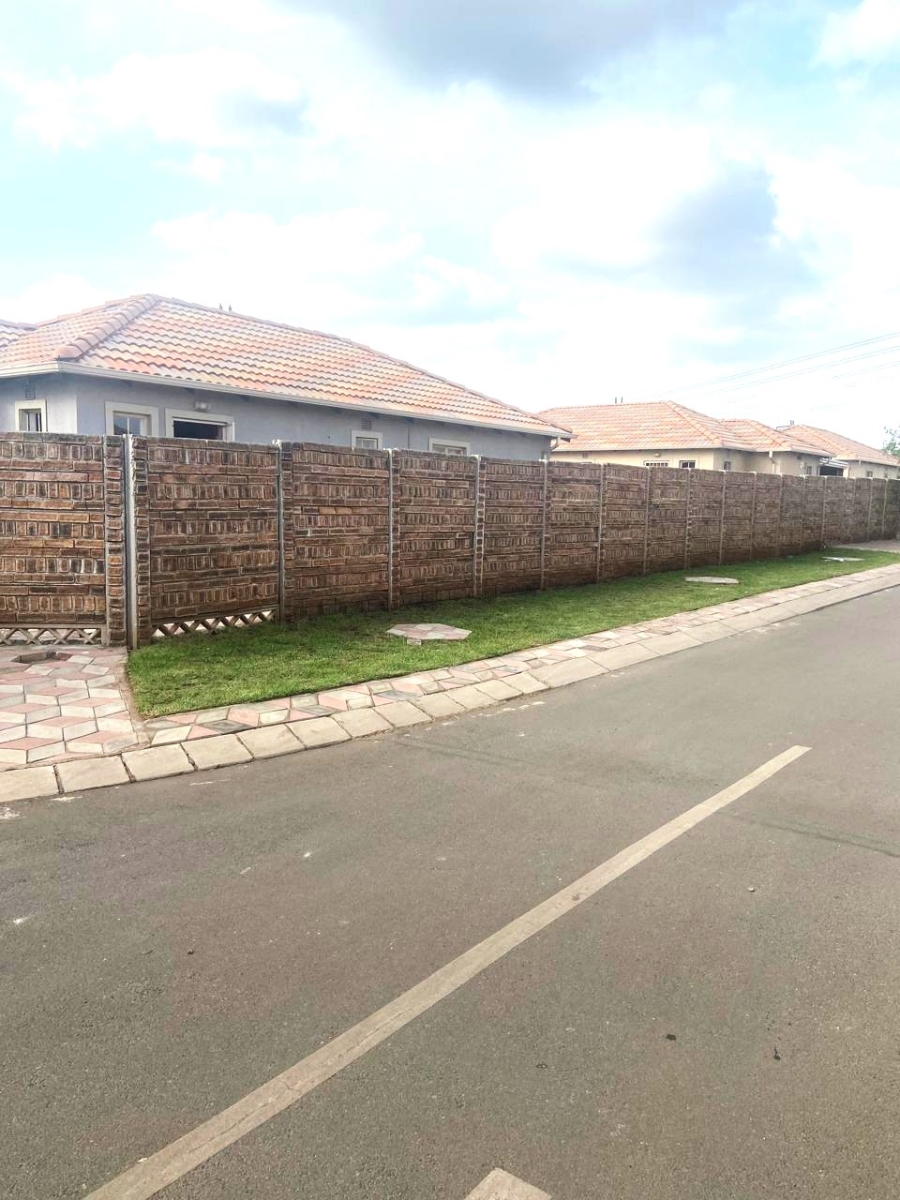 3 Bedroom Property for Sale in Sky City Gauteng