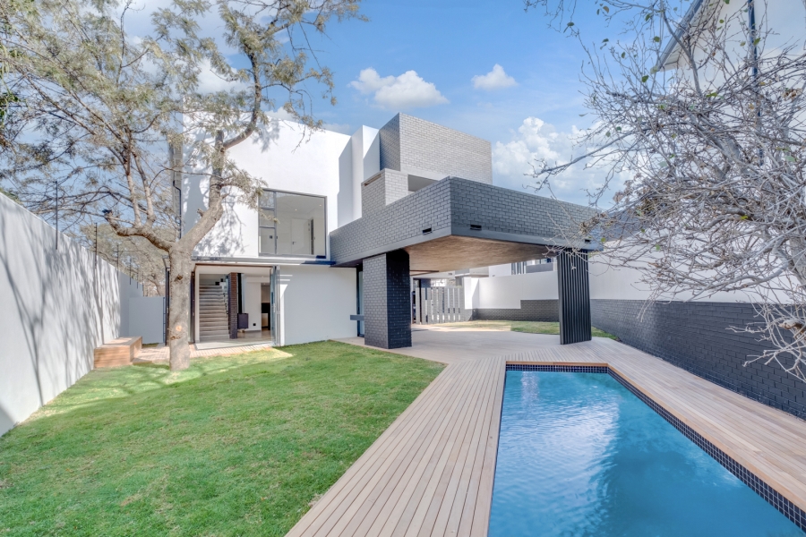 4 Bedroom Property for Sale in Illovo Gauteng