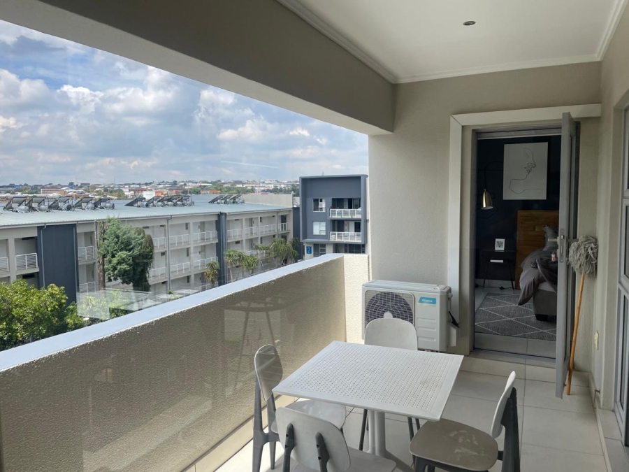 To Let 2 Bedroom Property for Rent in Atholl Gauteng