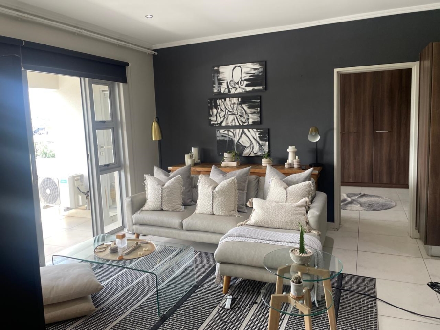 To Let 2 Bedroom Property for Rent in Atholl Gauteng