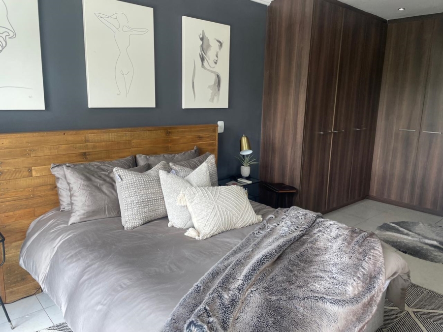 To Let 2 Bedroom Property for Rent in Atholl Gauteng