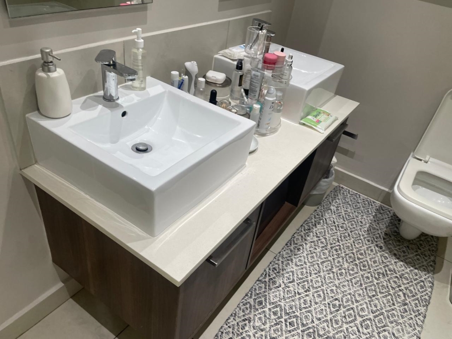 To Let 2 Bedroom Property for Rent in Atholl Gauteng