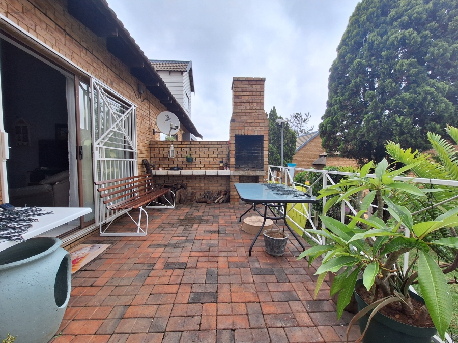 3 Bedroom Property for Sale in Noordheuwel Gauteng