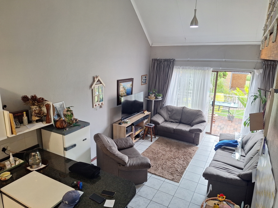 3 Bedroom Property for Sale in Noordheuwel Gauteng