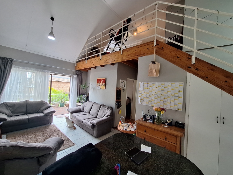3 Bedroom Property for Sale in Noordheuwel Gauteng