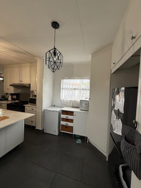 3 Bedroom Property for Sale in Crystal Park Gauteng