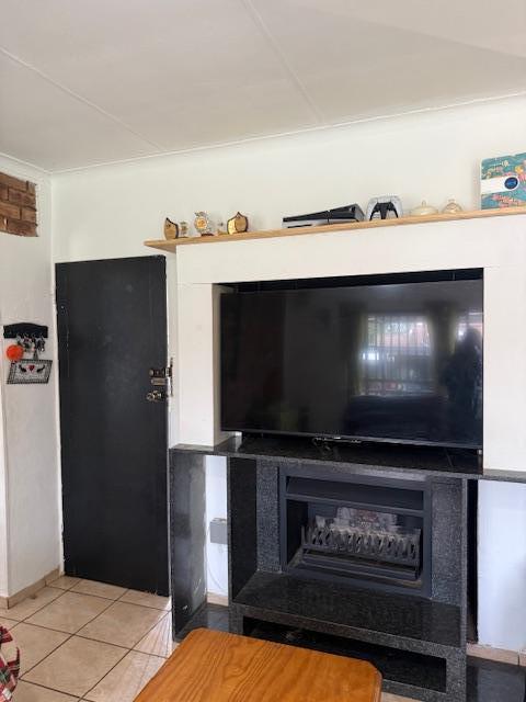3 Bedroom Property for Sale in Crystal Park Gauteng