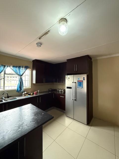 10 Bedroom Property for Sale in Berg En Dal Gauteng