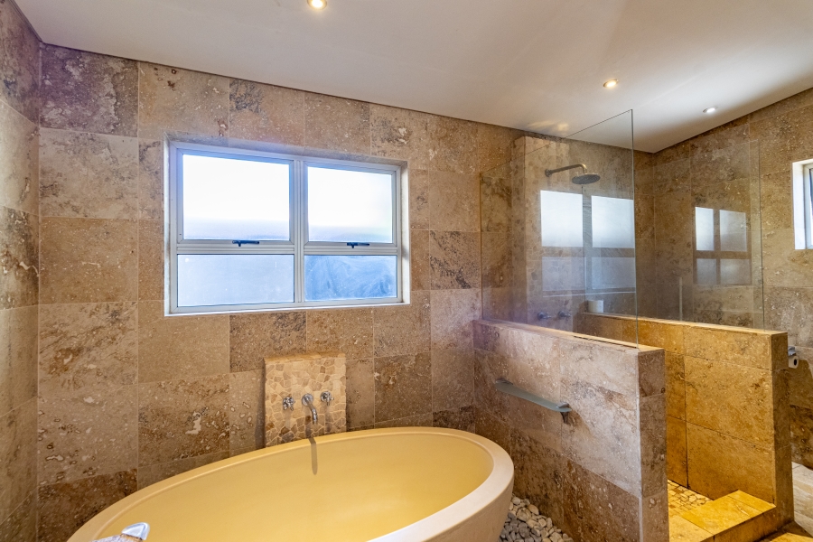 To Let 4 Bedroom Property for Rent in Willow Acres Gauteng