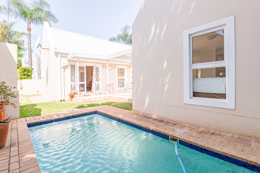 To Let 3 Bedroom Property for Rent in Silver Lakes Golf Estate Gauteng
