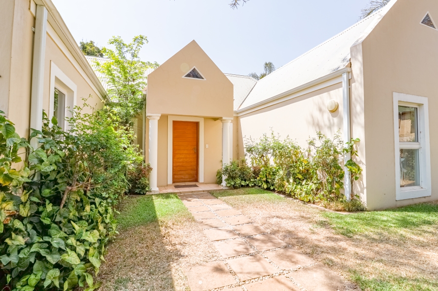 To Let 3 Bedroom Property for Rent in Silver Lakes Golf Estate Gauteng