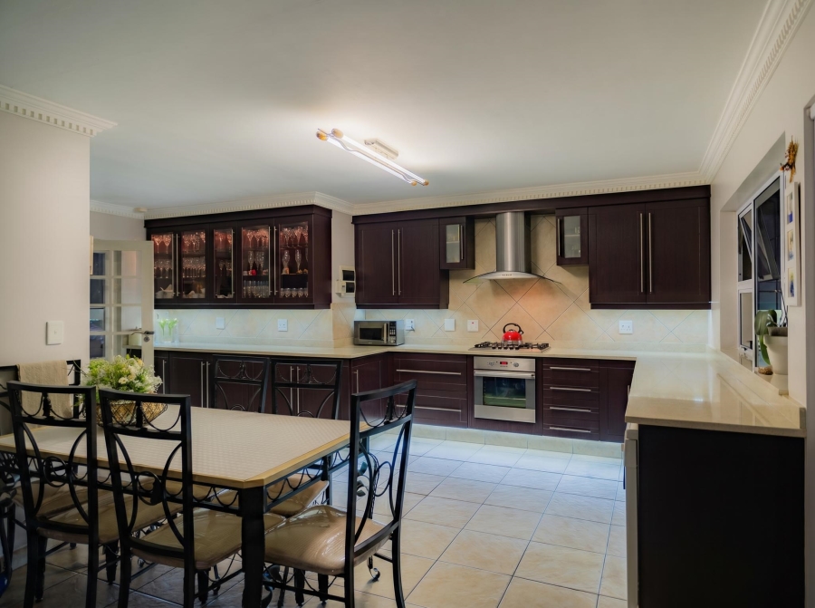 4 Bedroom Property for Sale in Linmeyer Gauteng