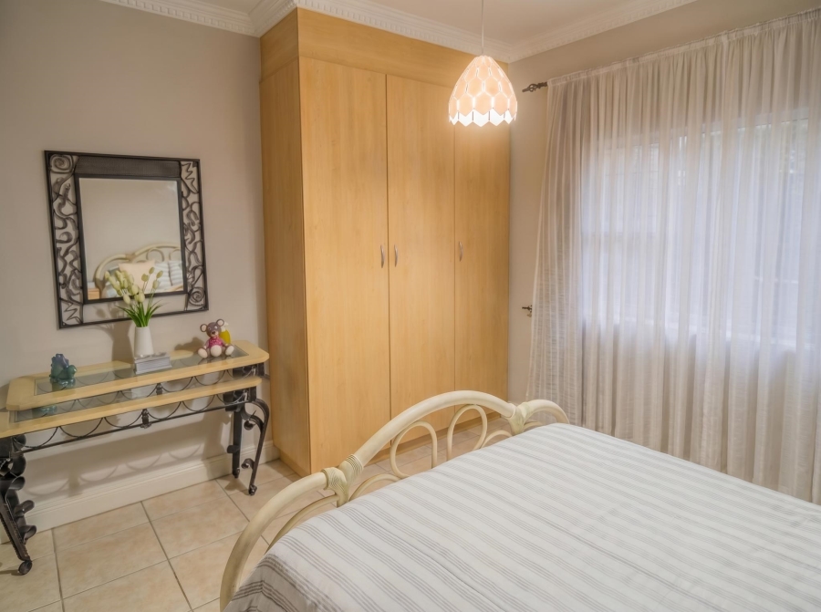 4 Bedroom Property for Sale in Linmeyer Gauteng