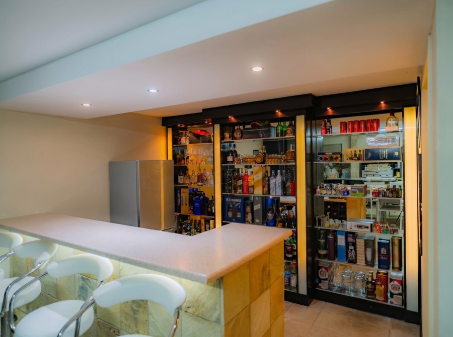 4 Bedroom Property for Sale in Linmeyer Gauteng