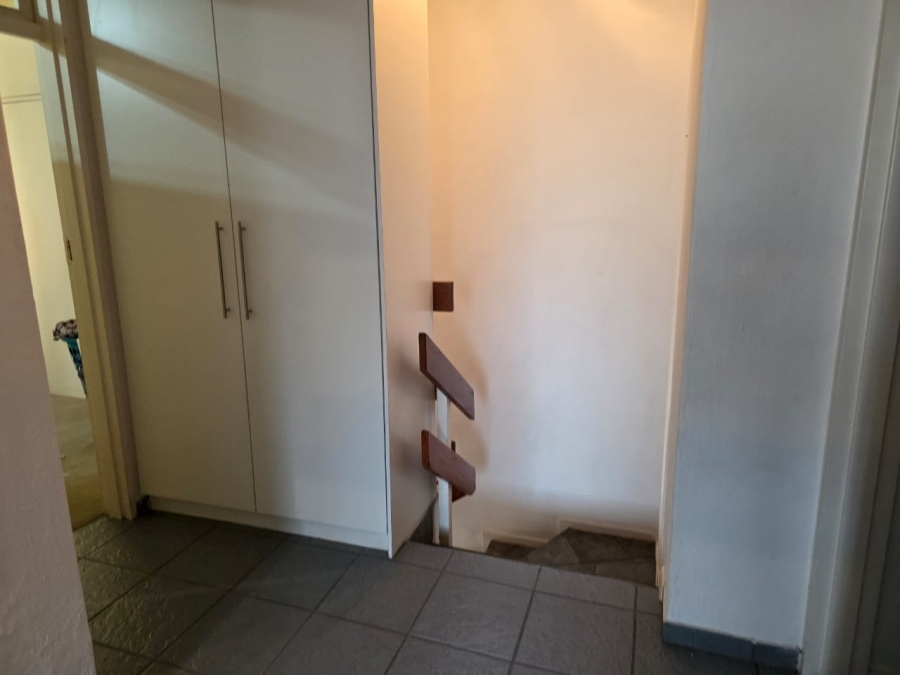 To Let 3 Bedroom Property for Rent in Klippoortje Gauteng