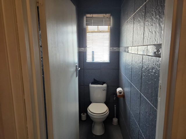 To Let 3 Bedroom Property for Rent in Klippoortje Gauteng