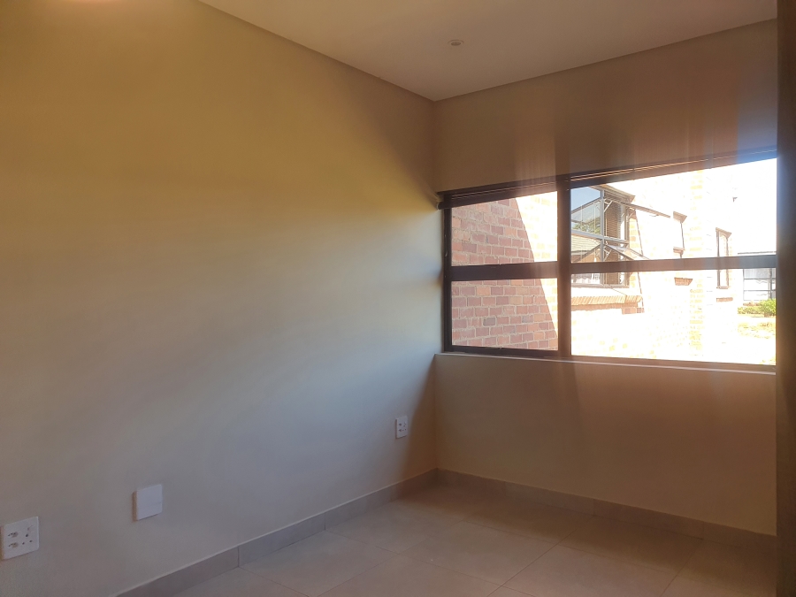 To Let 2 Bedroom Property for Rent in Raslouw Gauteng