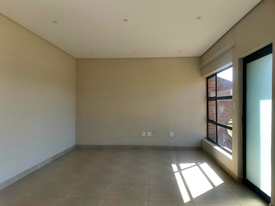To Let 2 Bedroom Property for Rent in Raslouw Gauteng