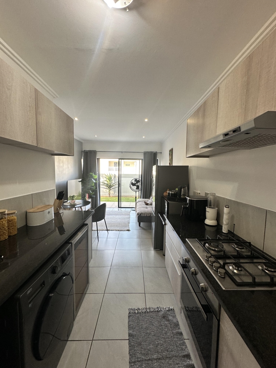 1 Bedroom Property for Sale in Lonehill Gauteng