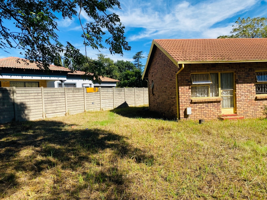 3 Bedroom Property for Sale in Crystal Park Gauteng