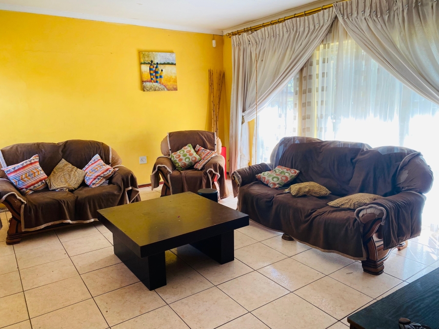 3 Bedroom Property for Sale in Crystal Park Gauteng