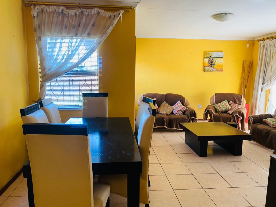 3 Bedroom Property for Sale in Crystal Park Gauteng