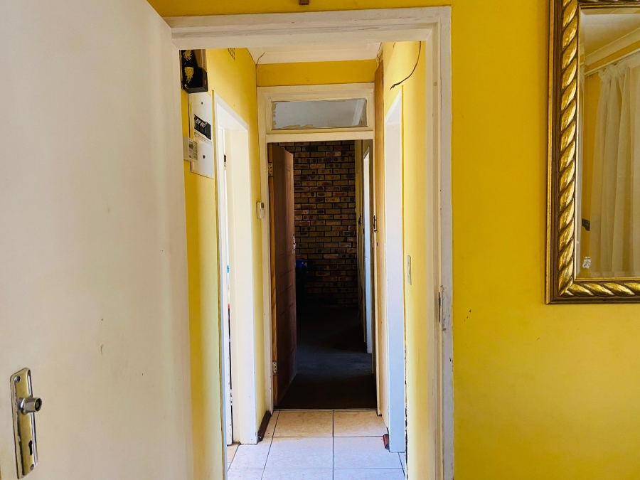 3 Bedroom Property for Sale in Crystal Park Gauteng