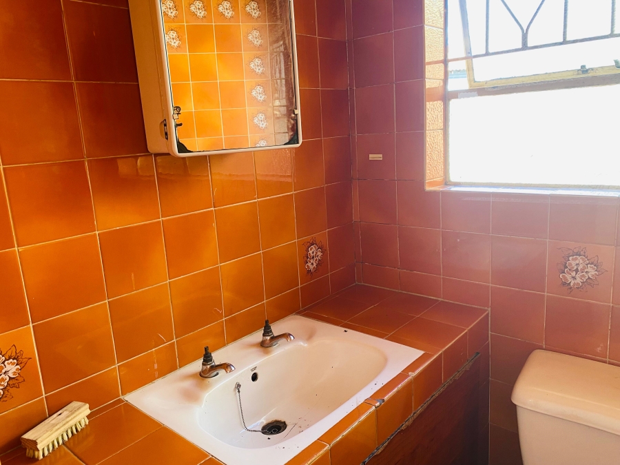 3 Bedroom Property for Sale in Crystal Park Gauteng