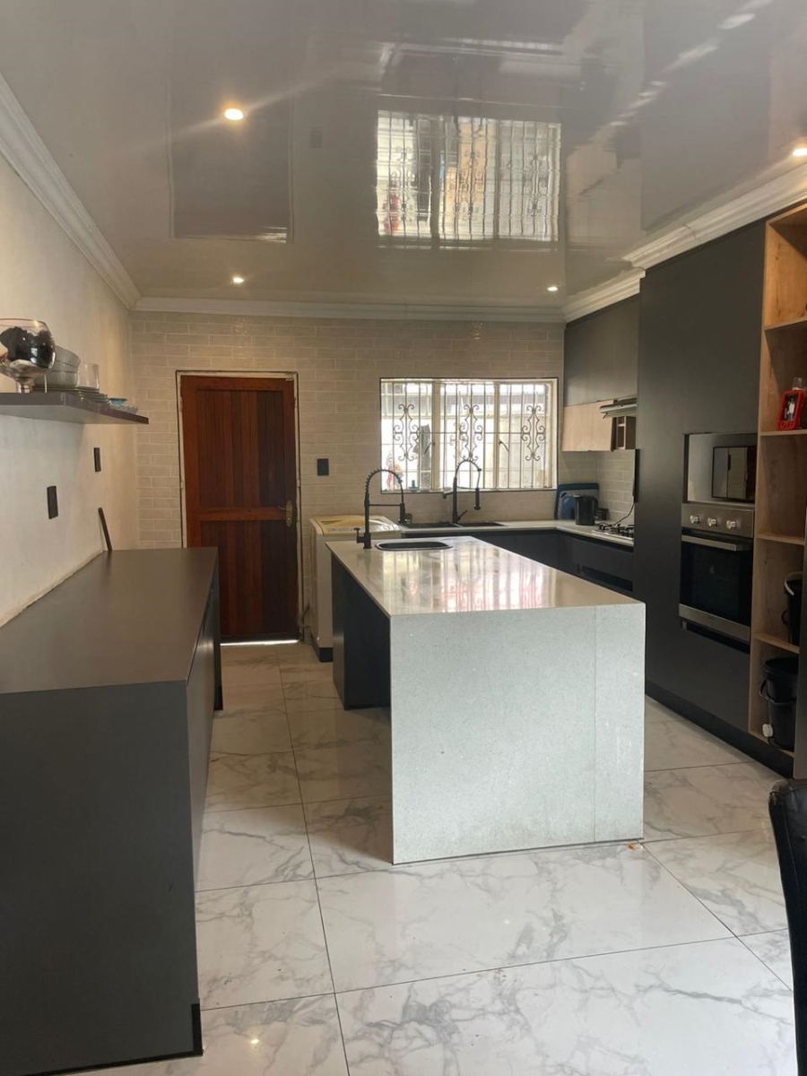 2 Bedroom Property for Sale in Reigerpark Gauteng