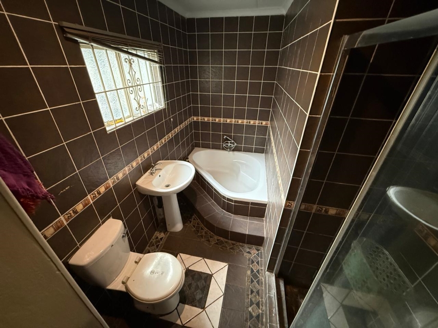2 Bedroom Property for Sale in Reigerpark Gauteng