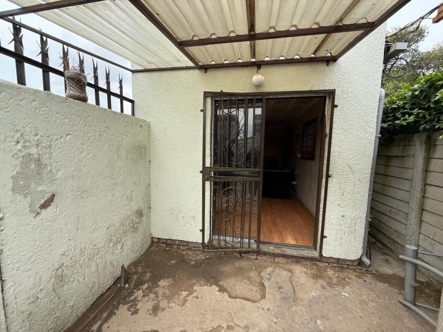 2 Bedroom Property for Sale in Reigerpark Gauteng