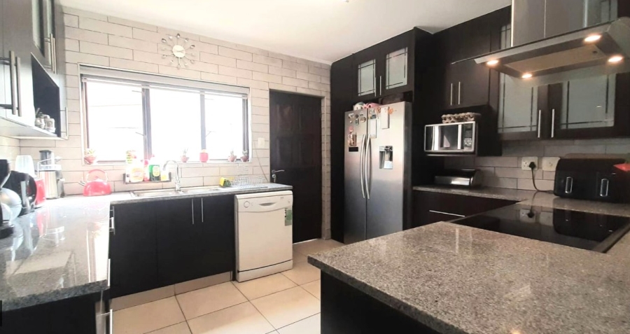 3 Bedroom Property for Sale in Norton Park Gauteng