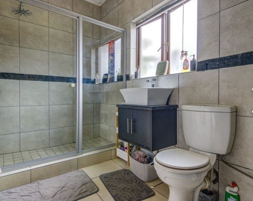 3 Bedroom Property for Sale in Norton Park Gauteng