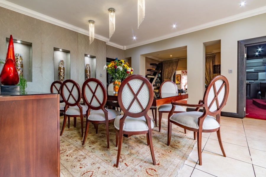 6 Bedroom Property for Sale in Sunward Park Gauteng