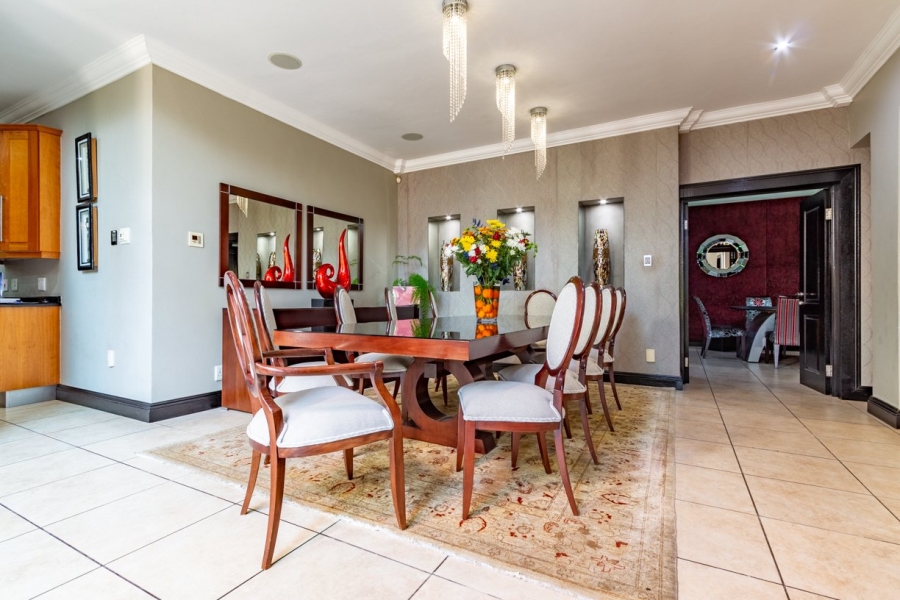 6 Bedroom Property for Sale in Sunward Park Gauteng