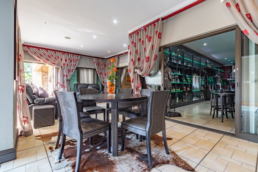 6 Bedroom Property for Sale in Sunward Park Gauteng