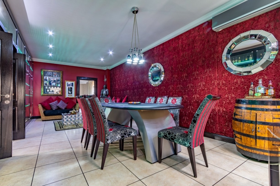 6 Bedroom Property for Sale in Sunward Park Gauteng