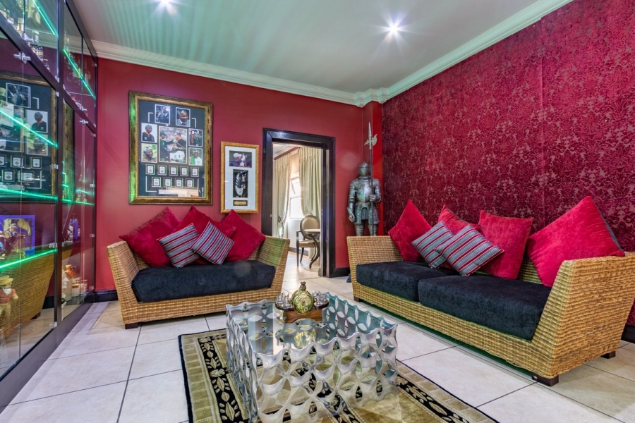 6 Bedroom Property for Sale in Sunward Park Gauteng