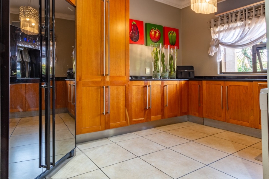6 Bedroom Property for Sale in Sunward Park Gauteng