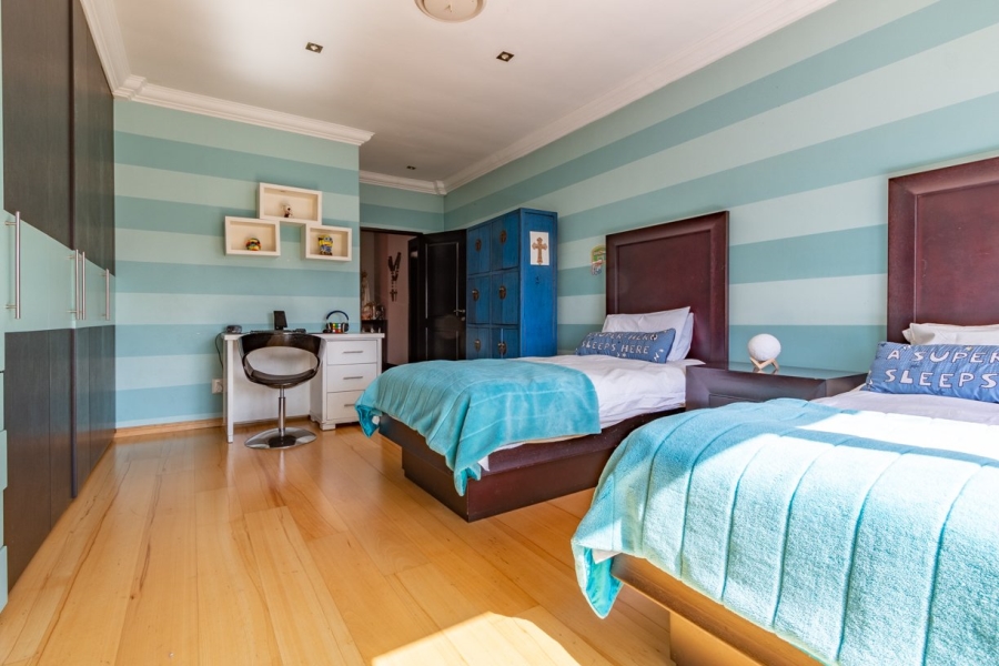 6 Bedroom Property for Sale in Sunward Park Gauteng