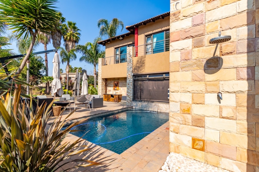 6 Bedroom Property for Sale in Sunward Park Gauteng