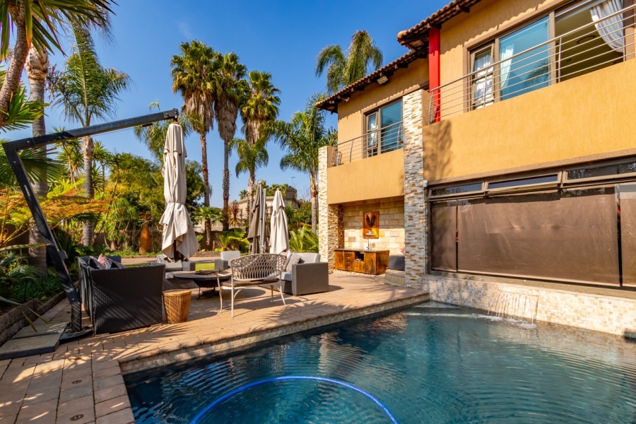 6 Bedroom Property for Sale in Sunward Park Gauteng