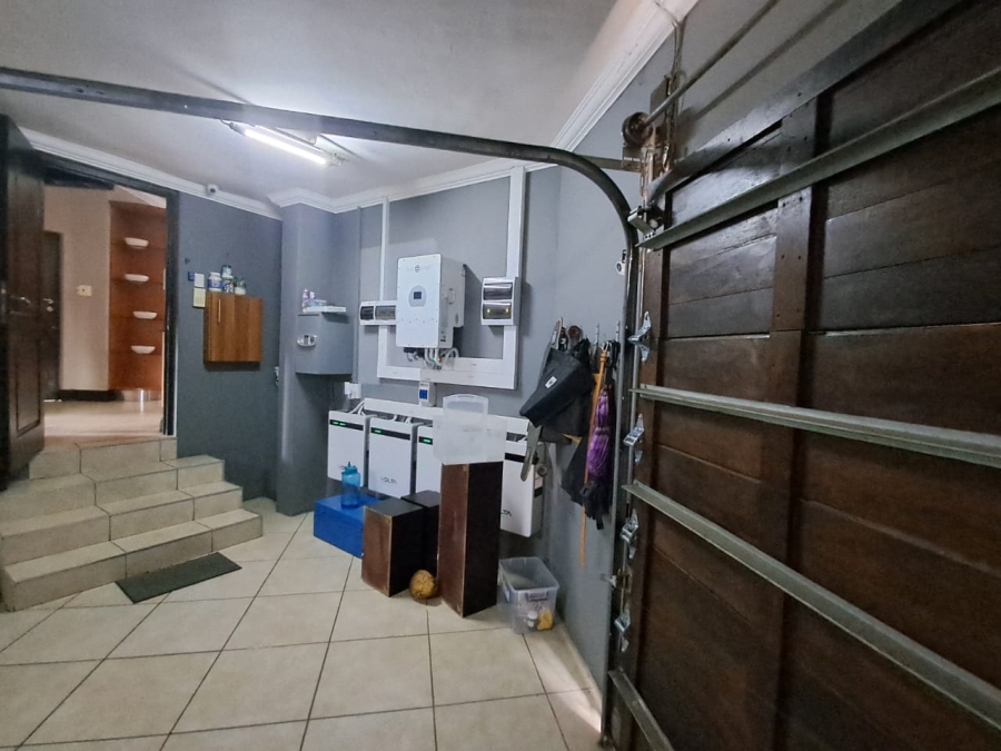 6 Bedroom Property for Sale in Sunward Park Gauteng